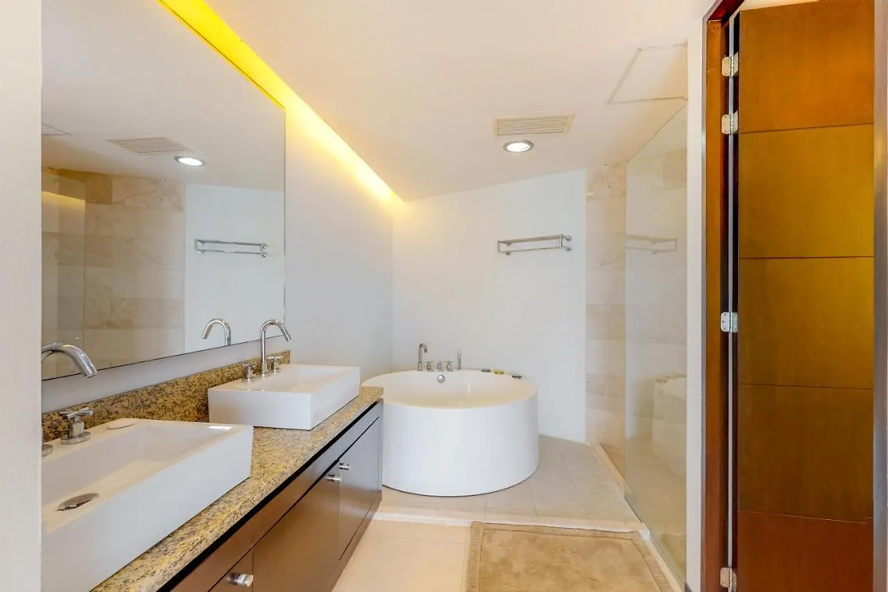 La Grulla 7A @ Torre Peninsula Apartment Cancun