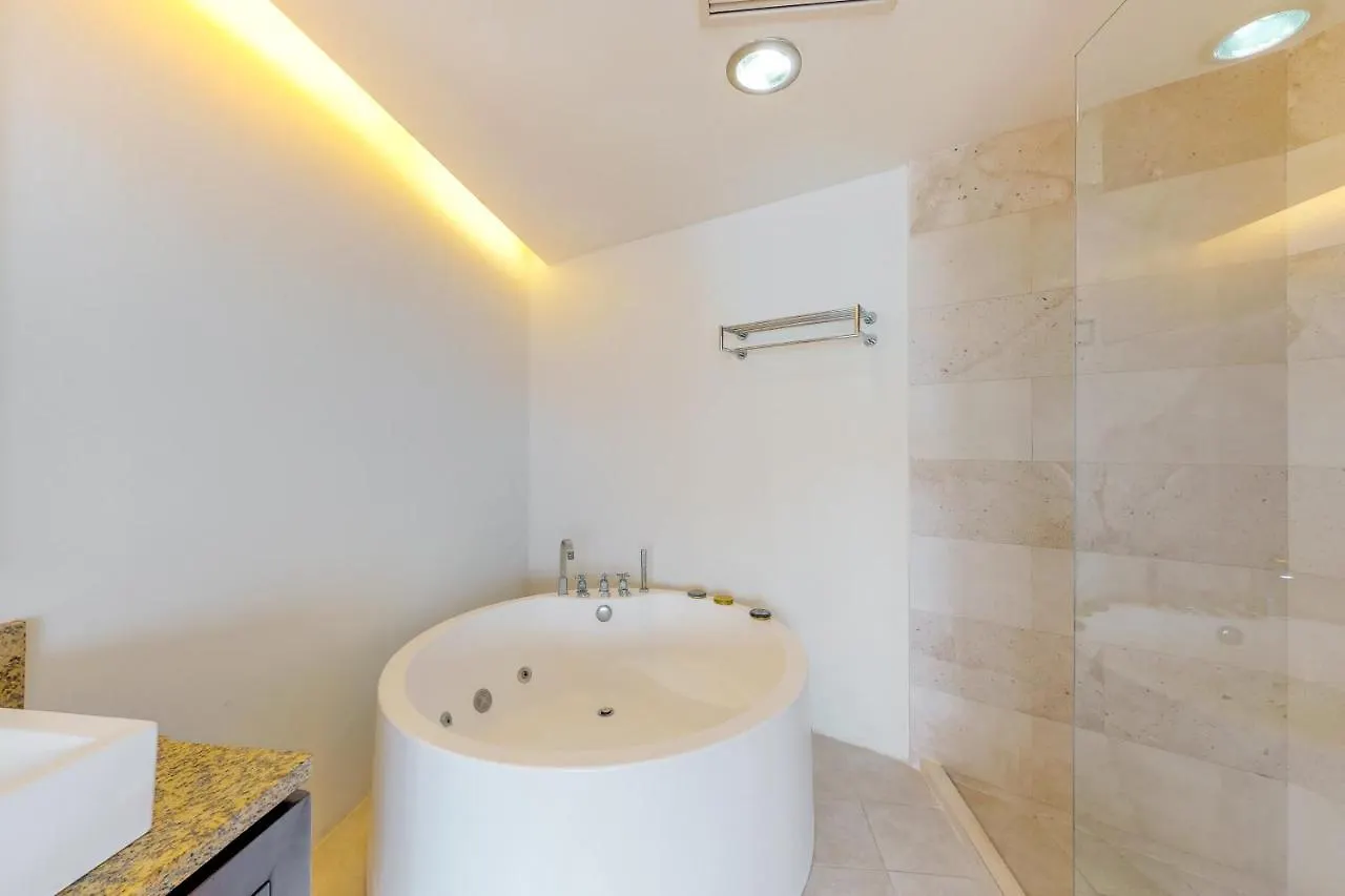 La Grulla 7A @ Torre Peninsula Apartment Cancun